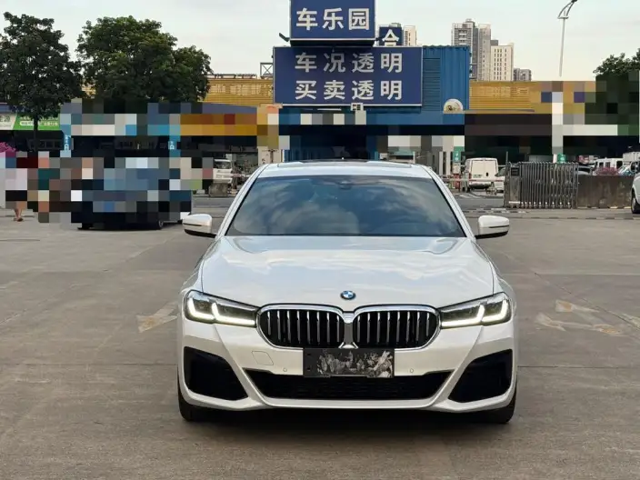 BMW 5 Series 2022 Model 525Li M Sports Set – фото 2