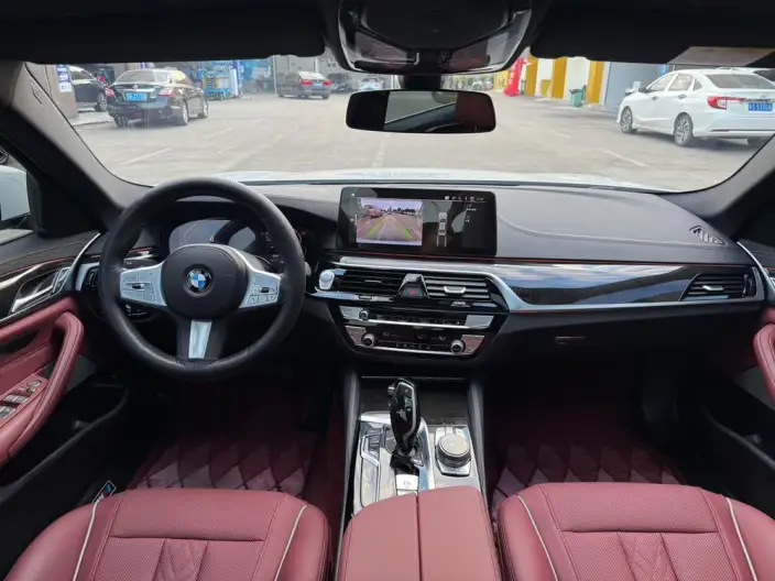 BMW 5 Series 2022 Model 525Li M Sports Set – фото 8