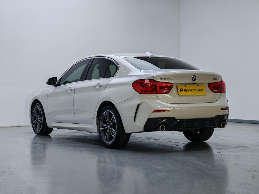 BMW 1 Series Раздел 2023 120i M Sports Edition – фото 5