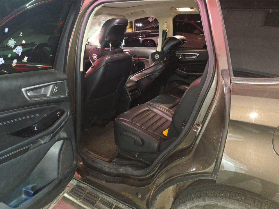 Ford Edge 2016 EcoBoost 245 4WD Premium 7-seater – фото 8