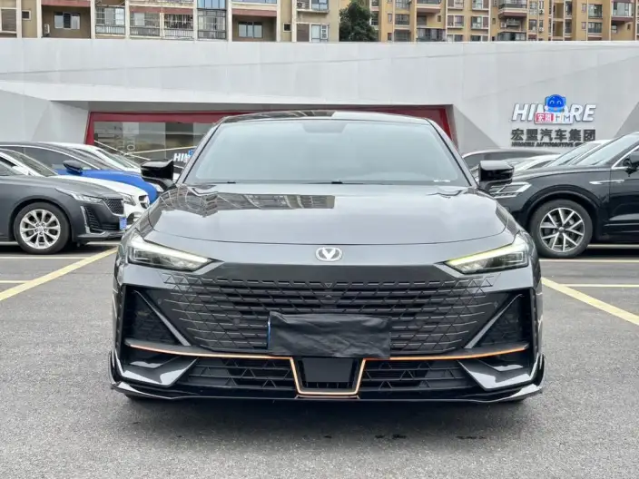 Changan UNI-V 2022 Model 1.5T Sports Edition – фото 2