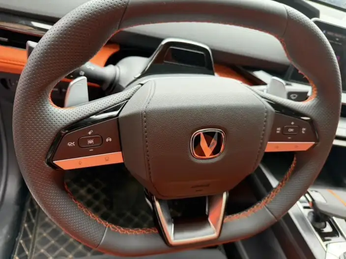 Changan UNI-V 2022 Model 1.5T Sports Edition – фото 9
