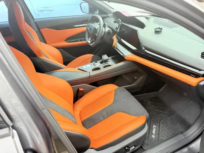 Changan UNI-V 2023 Model 1.5T Sports Edition – фото 7
