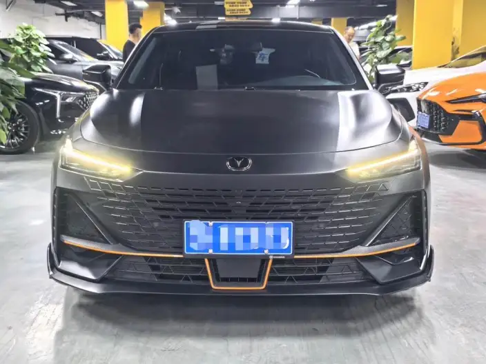 Changan UNI-V 2022 Model 1.5T Sports Edition