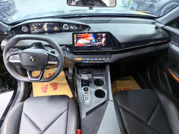 Changan UNI-V 2022 Model 1.5T Sports Edition – фото 7
