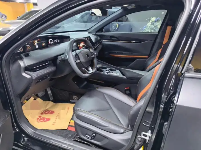 Changan UNI-V 2022 Model 1.5T Sports Edition – фото 8