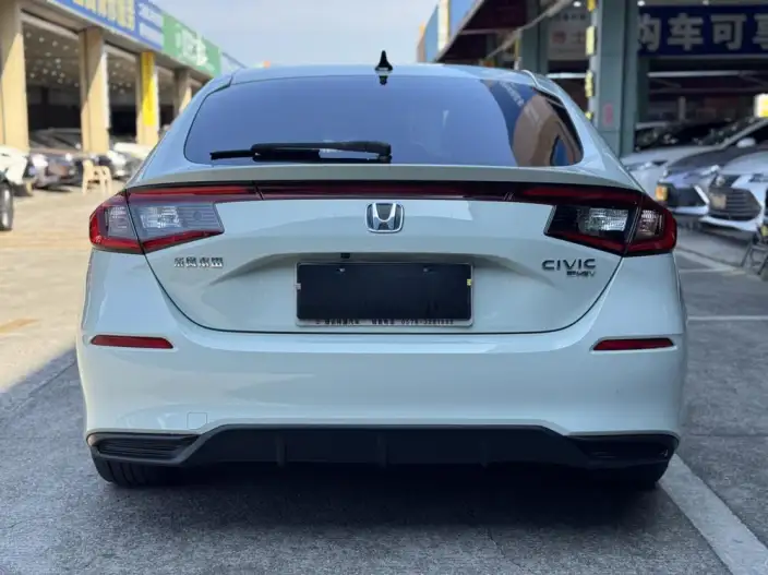 Honda Civic 2023 Model HATCHBACK 2.0L e:HEV Extreme Yao Edition – фото 5