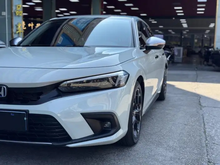 Honda Civic 2023 Model HATCHBACK 2.0L e:HEV Extreme Yao Edition – фото 9