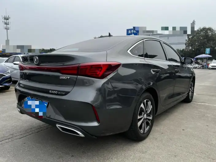 Changan Eado 2023 Model PLUS Changxiang Edition Blue whale NE 1.4T GDI DCT Noble Model – фото 6