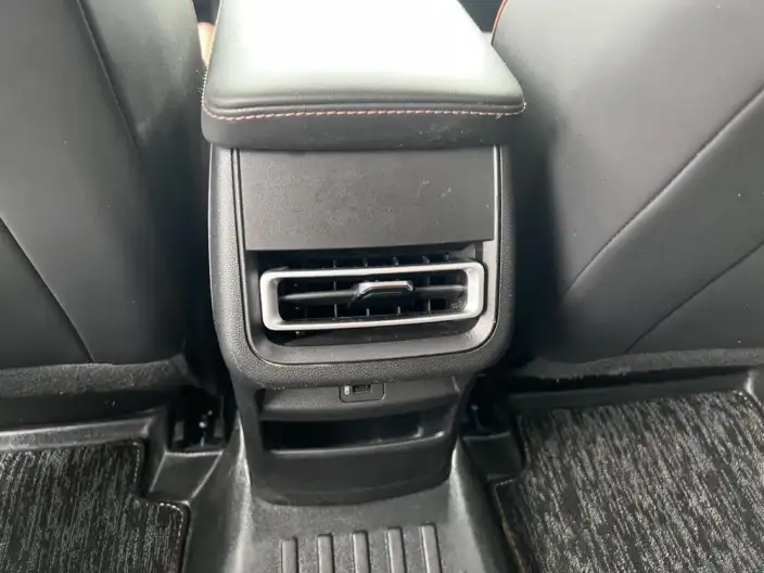 Changan Eado 2023 Model PLUS Changxiang Edition Blue whale NE 1.4T GDI DCT Noble Model – фото 7