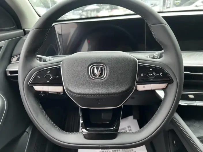 Changan Eado 2023 Model PLUS Changxiang Edition Blue whale NE 1.4T GDI DCT Noble Model – фото 10