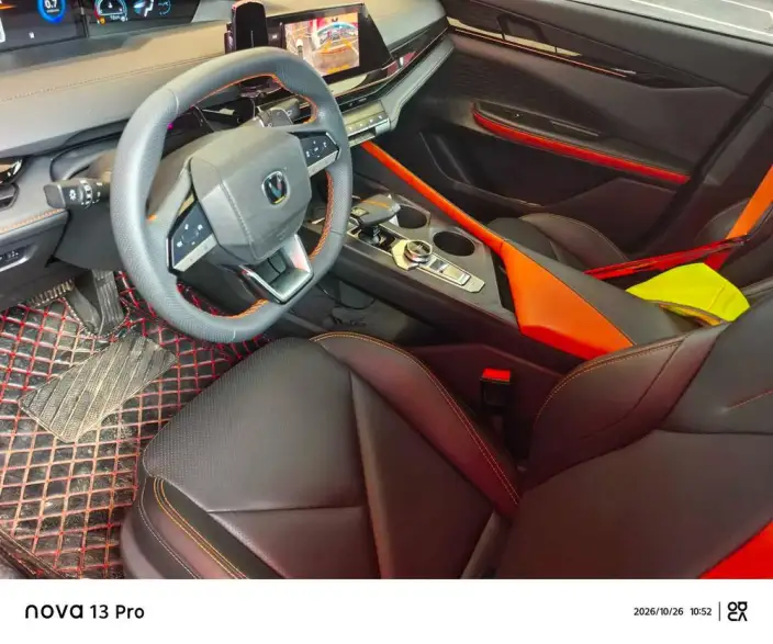 Changan UNI-V 2023 Model 1.5T Noble Model – фото 8