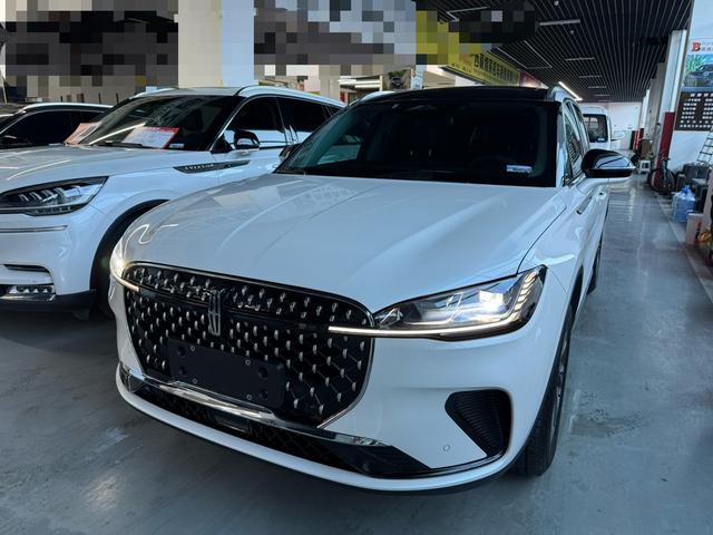 Lincoln Corsair 2024 2.0T 2WD High Prestige Edition – фото 1