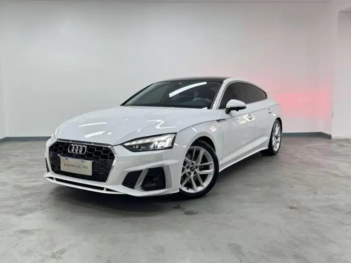 Audi A5 2024 Model Sportback 40 TFSI Fashion Dynamic Model