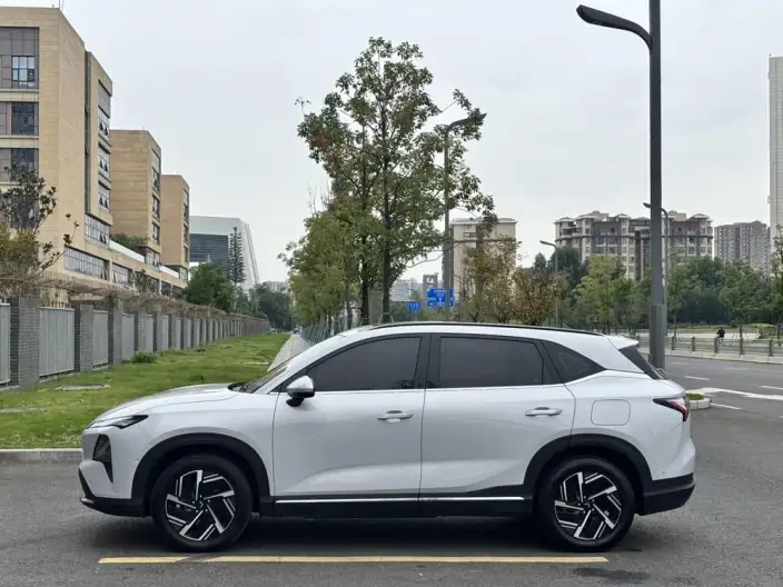 **Wuling Xingguang S** EV 2025 Model 510KM Flagship Model