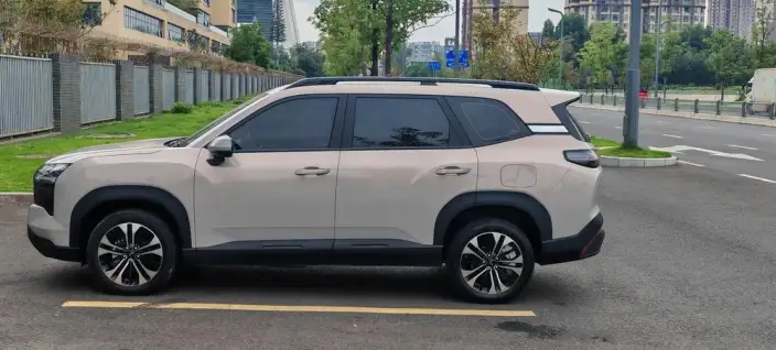 Xingguang 560 PHEV 2026 Model 125km Luxury Model