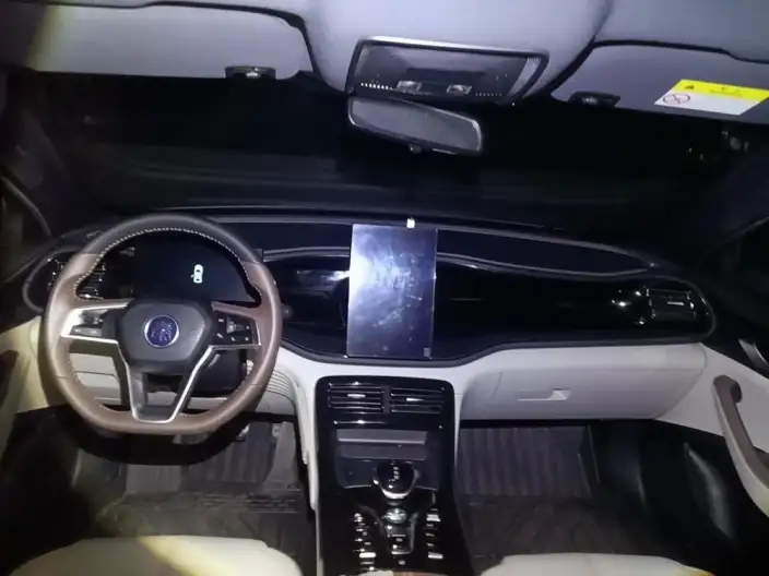 BYD Qin PLUS DM 2023 Model DM-i Champion Edition 55KM Leading Model – фото 5