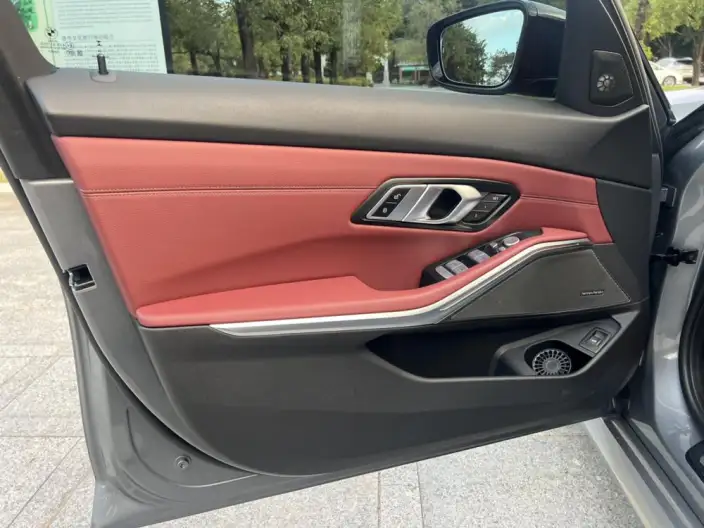 BMW 3 Series 2023 Model 325Li M Sports Night Set – фото 10