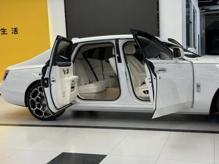 Ghost 2021 Model 6.7T Long wheelbase Edition – фото 8