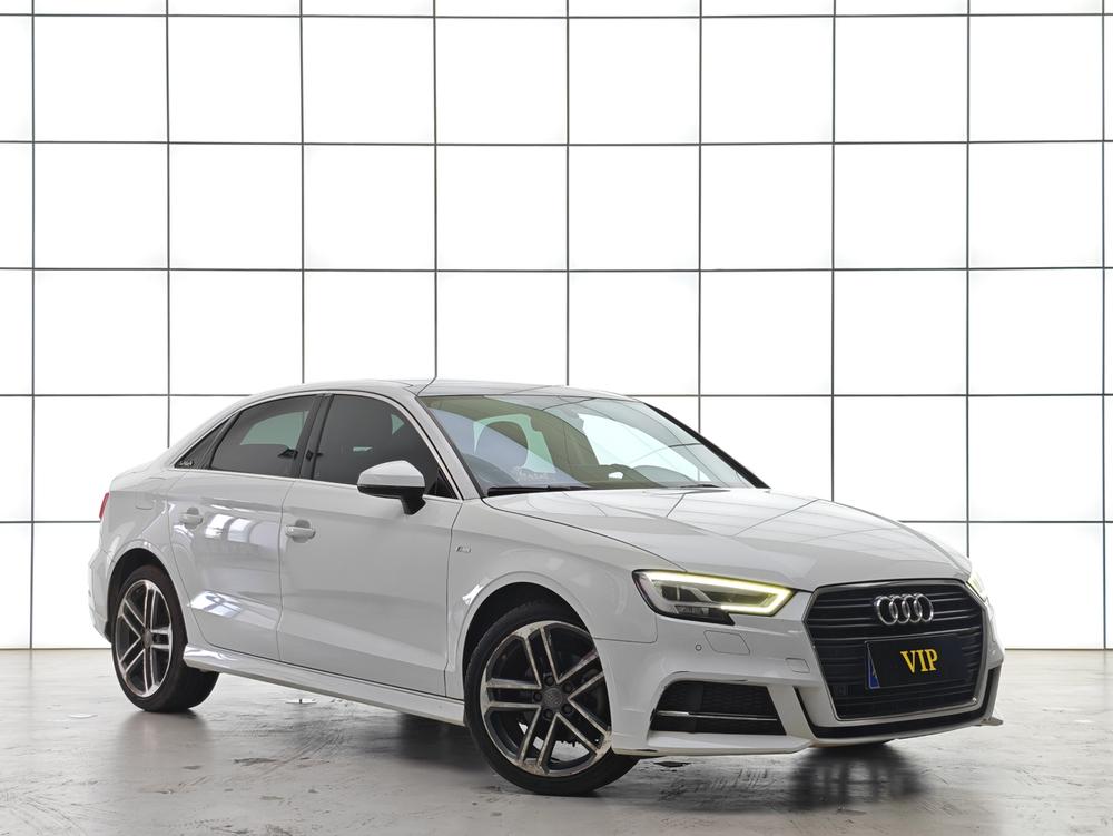 Audi A3 2018 30th Anniversary Limousine 35 TFSI Style – фото 3