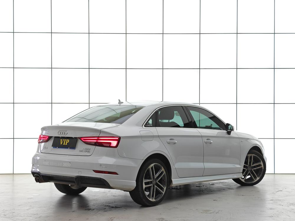 Audi A3 2018 30th Anniversary Limousine 35 TFSI Style – фото 7