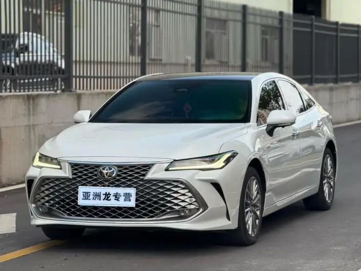 Toyota Avalon 2024 Model Intelligent Hybrid 2.5L E-CVT XLE Premium Edition – фото 1