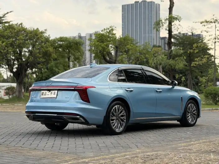 Hongqi H5 2023 Model 1.5T HEV Flag Lead Edition – фото 7