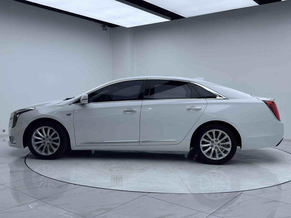 Cadillac XTS 2018 28T Elite – фото 4