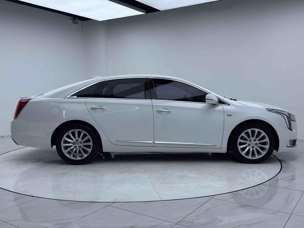 Cadillac XTS 2018 28T Elite – фото 8
