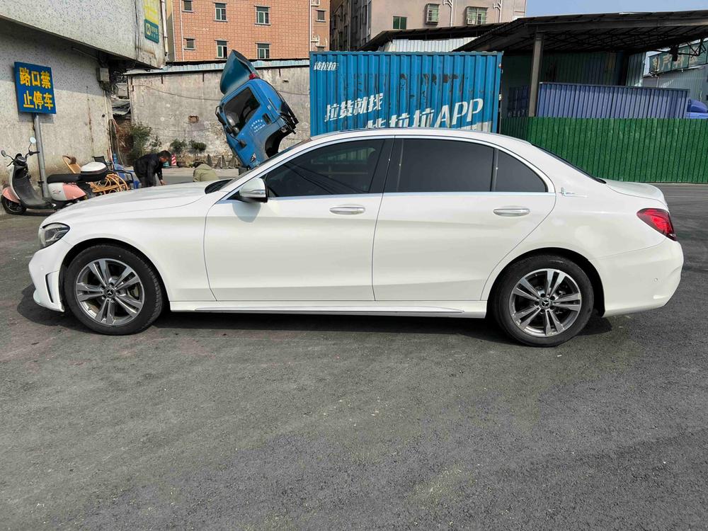 Mercedes-Benz C-Class Модель 2020 года C 200 L Fashion Sports Edition – фото 4