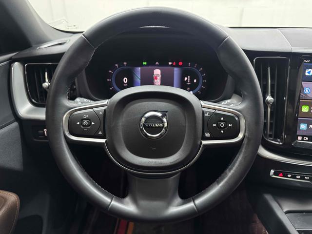 Volvo XC60 2022 B5 4WD Smart Luxury – фото 14