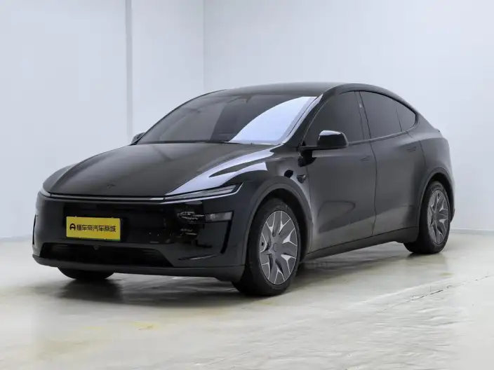 Model Y L 2026 Model Standard Edition – фото 1