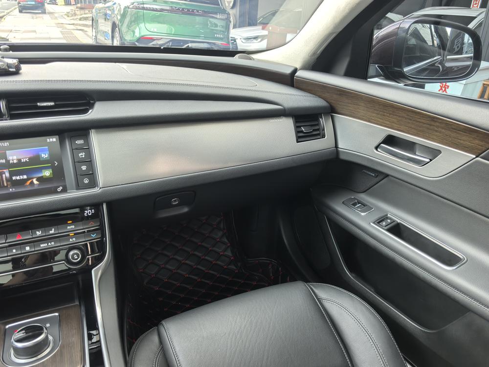 Jaguar XFL Модель 2018 года XFL 2.0T 200PS Elite Edition – фото 10