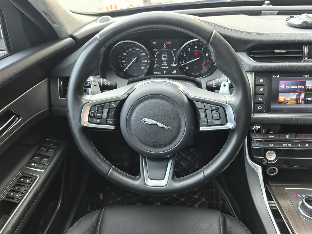 Jaguar XFL Модель 2018 года XFL 2.0T 200PS Elite Edition – фото 16