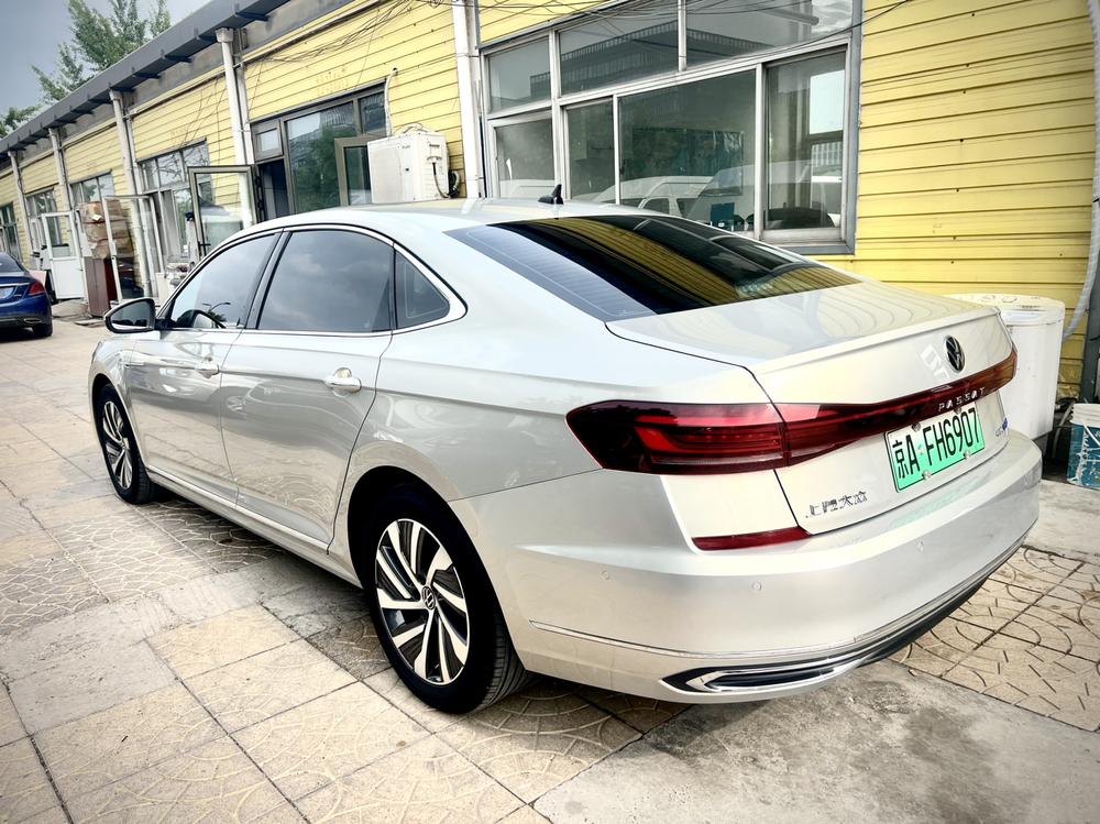 Volkswagen Passat PHEV 2022 430PHEV Hybrid Luxury Edition – фото 5