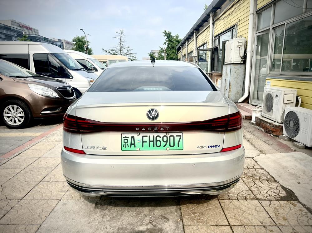 Volkswagen Passat PHEV 2022 430PHEV Hybrid Luxury Edition – фото 6