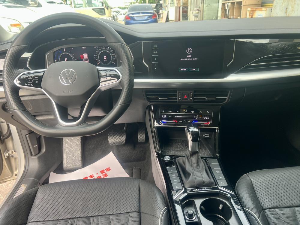 Volkswagen Passat PHEV 2022 430PHEV Hybrid Luxury Edition – фото 14