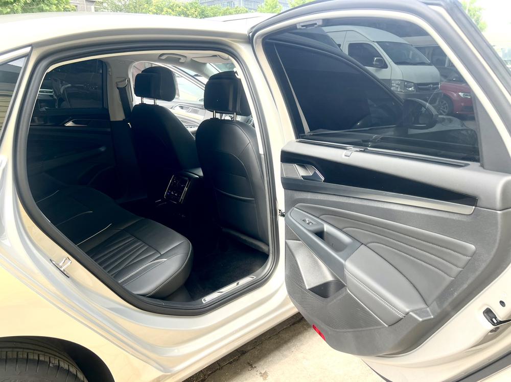 Volkswagen Passat PHEV 2022 430PHEV Hybrid Luxury Edition – фото 20