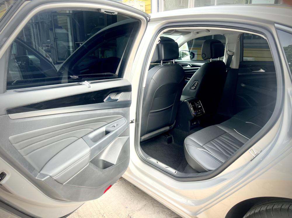 Volkswagen Passat PHEV 2022 430PHEV Hybrid Luxury Edition – фото 21