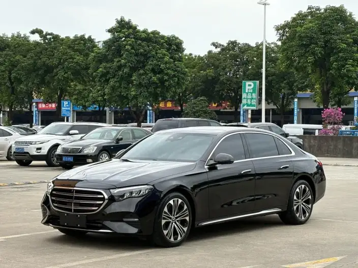 Mercedes-Benz E-Class 2026 Model E 300 L Luxury Model sedan – фото 1