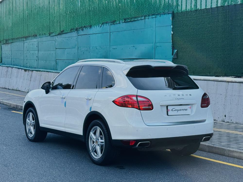 Cayenne 2014 модификация Cayenne Platinum Edition 3.0T – фото 4