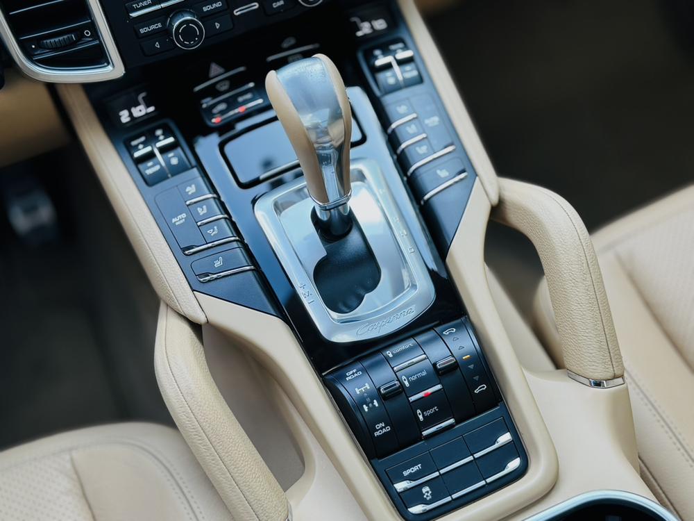 Cayenne 2014 модификация Cayenne Platinum Edition 3.0T – фото 23