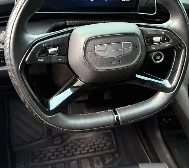 Geely Boyue 2023 Model Geely Boyue COOL 1.5T Smart Model – фото 5