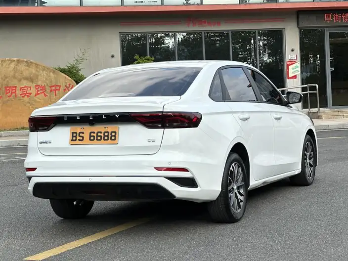 Geely Emgrand 2023 Model No. 4 Gen Champion Edition 1.5L CVT Luxury Model – фото 7