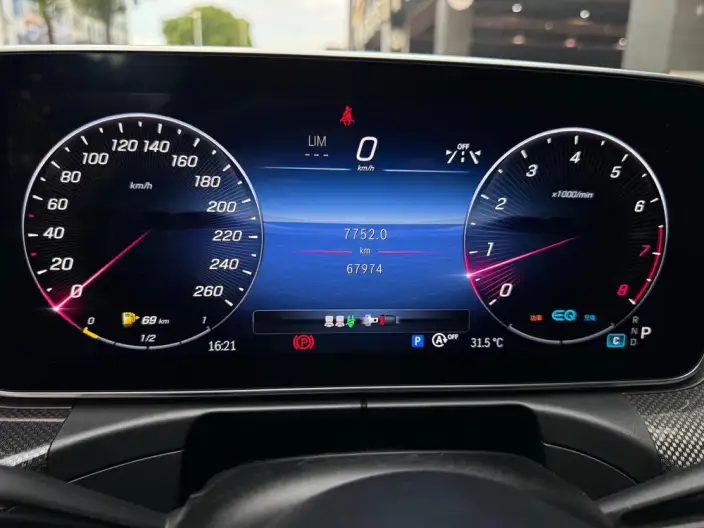 Mercedes-Benz C-Class 2022 Model C 260 L Sports Edition – фото 8