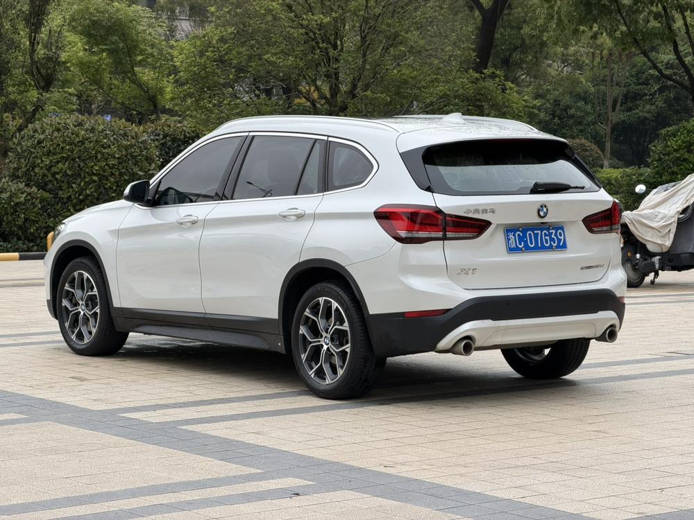 BMW X1 2021 sDrive25Li Leader – фото 4