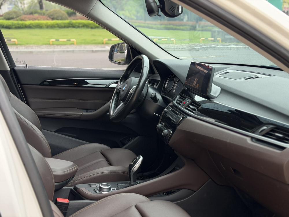 BMW X1 2021 sDrive25Li Leader – фото 12