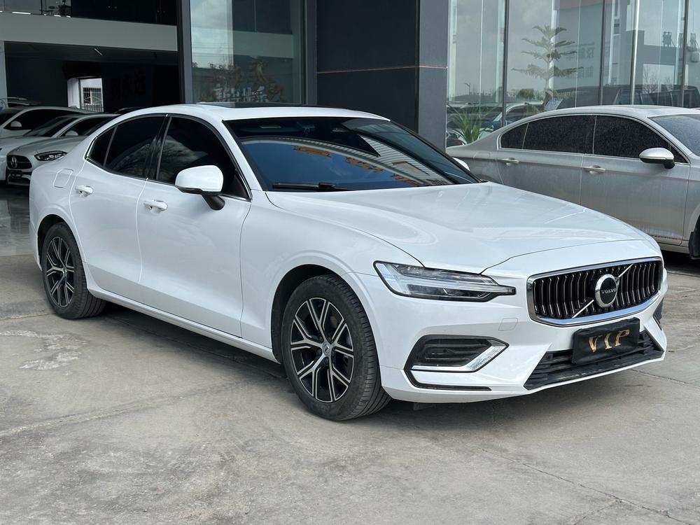 Volvo S60 2025 B4 Intelligent Leisure Luxury Edition – фото 3