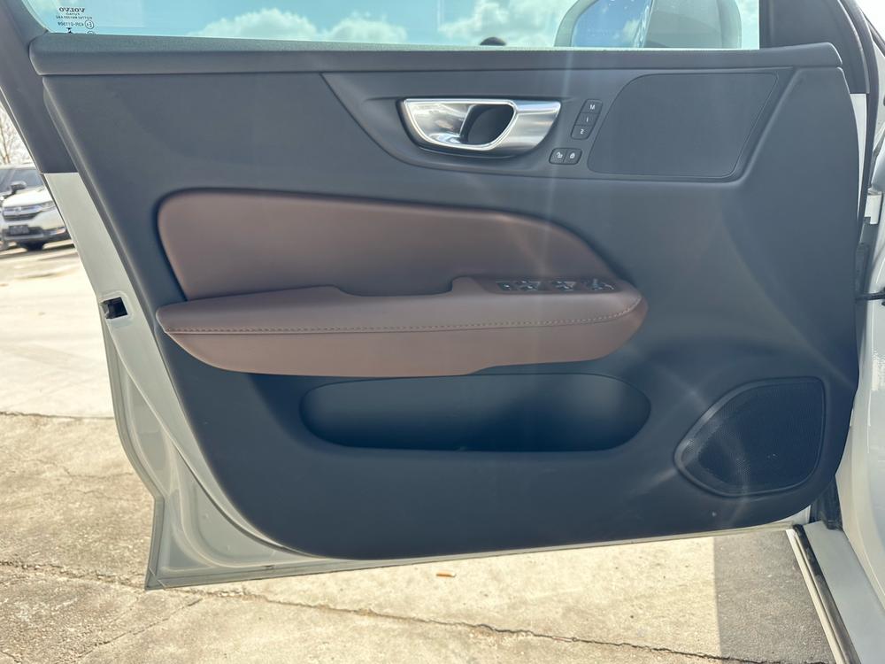 Volvo S60 2025 B4 Intelligent Leisure Luxury Edition – фото 9