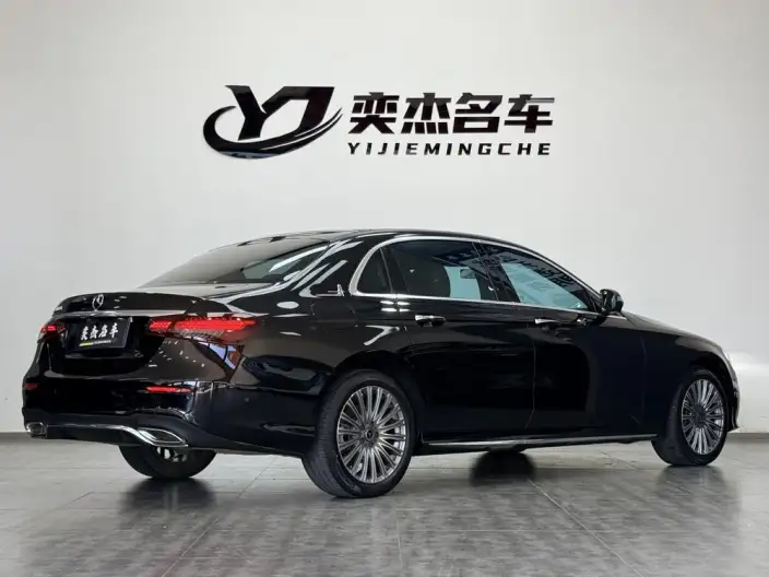 Mercedes-Benz E-Class 2022 Model E 300 L Luxury Model Sports sedan – фото 6